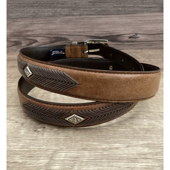 Roundtree and Yorke Brown Leather Belt Mens 38 Embellished Brass Western Concho - Picture 3 of 16